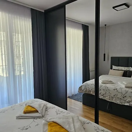 Lux Mint Apartment Skopje Main Bus Station Exterior photo
